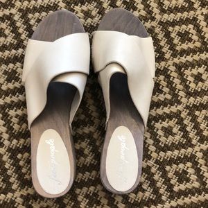 Free People Clogs